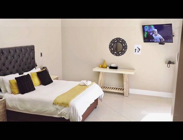 1,000M² HOTEL FOR SALE IN LONG ACRES COUNTRY ESTATE